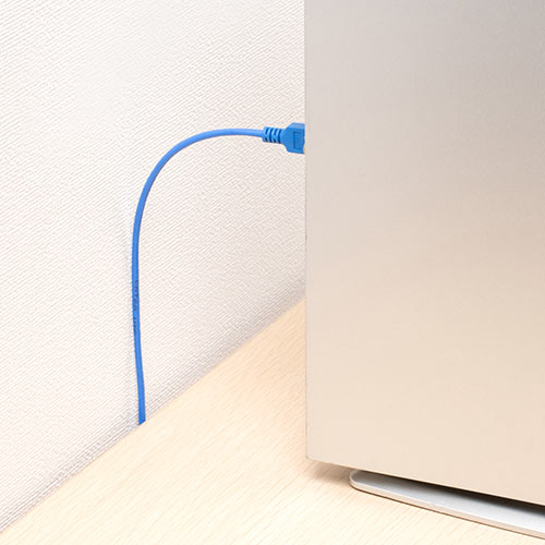 【アウトレット】極細LANケーブル Cat6A 2m より線 UTP 爪折れ防止カバーつき ブルー